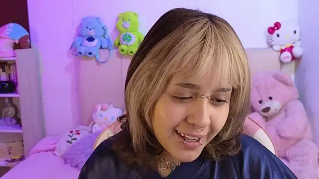 NekoWaifu online show from 6, 4, 2026