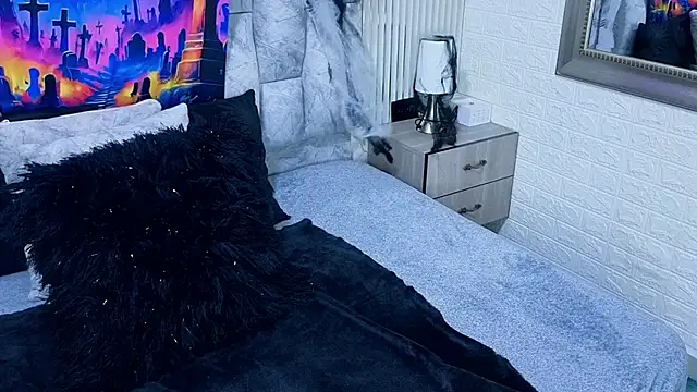 sofiagutierrez   online show from 31, 10, 2025