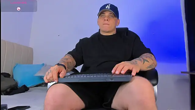 denis munera online show from 19, 10, 2025