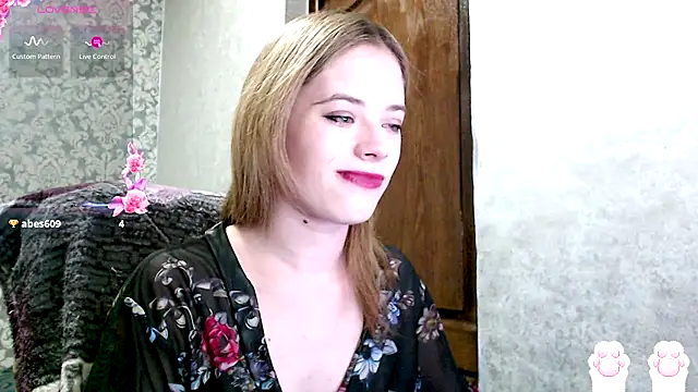 Kate  Loves online show from 30, 9, 2025