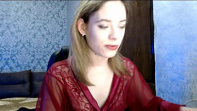 Kate  Loves online show from 8, 3, 2026