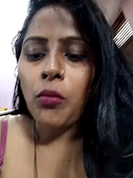 Jasmine Januja online show from 9, 5, 2026