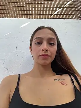 Snapshot of KaMila_M00N chatting on 22, 6, 2026 KaMila M00N online show from 22, 6, 2026