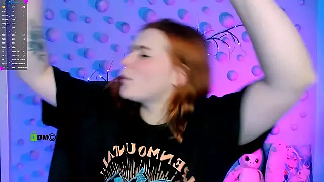 casey meow  online show from 23, 12, 2025