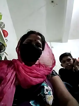 Hott locky online show from 23, 6, 2026