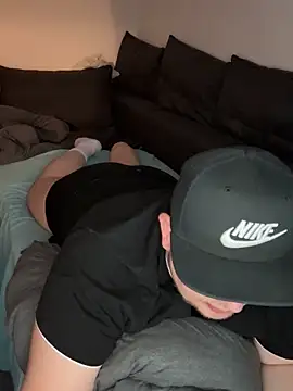 Snapshot of xXLustMolchXx chatting on 7, 10, 2025 xXLustMolchXx online show from 7, 10, 2025