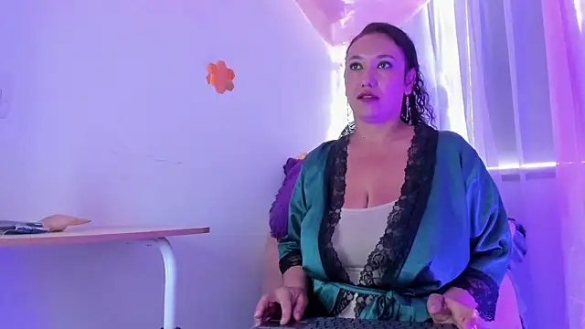 Snapshot of sharlot_montalvo_ chatting on 4, 2, 2026 sharlot montalvo online show from 4, 2, 2026