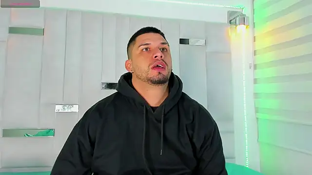 Snapshot of Jacob19_ chatting on 7, 10, 2025 Jacob19  online show from 7, 10, 2025