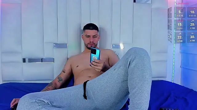 Snapshot of Jacob19_ chatting on 4, 11, 2025 Jacob19  online show from 4, 11, 2025