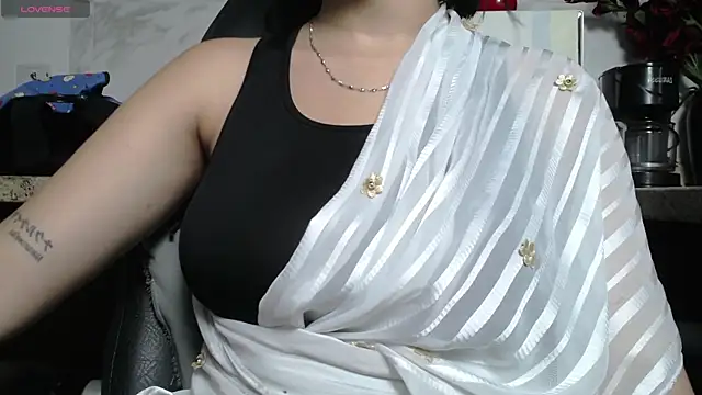 Snapshot of kashvi_ chatting on 17, 6, 2026 kashvi online show from 17, 6, 2026
