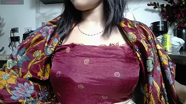 Snapshot of kashvi_ chatting on 9, 7, 2026 kashvi online show from 9, 7, 2026