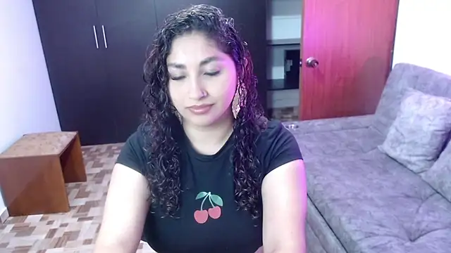 Gia Dior online show from 28, 3, 2026