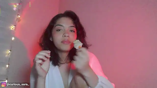 Snapshot of _curiouskitten_ chatting on 2, 11, 2025  curiouskitten  online show from 2, 11, 2025