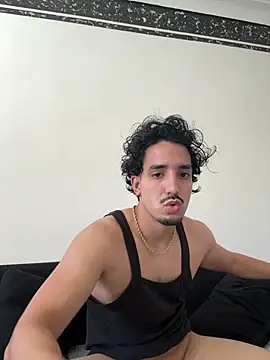 Snapshot of fuck___boyy chatting on 23, 5, 2026 fuck boyy online show from 23, 5, 2026