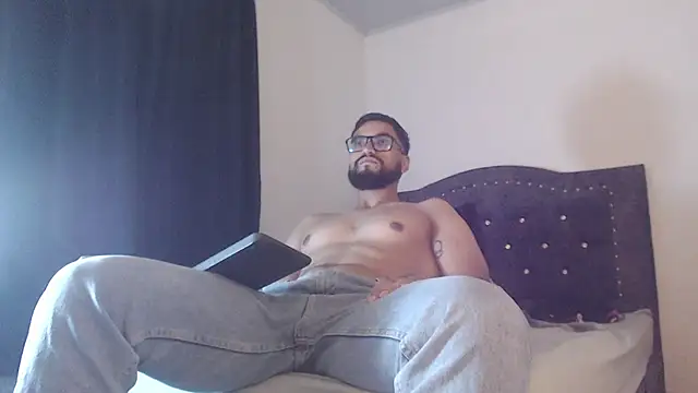 Chrys harris77 online show from 14, 4, 2026