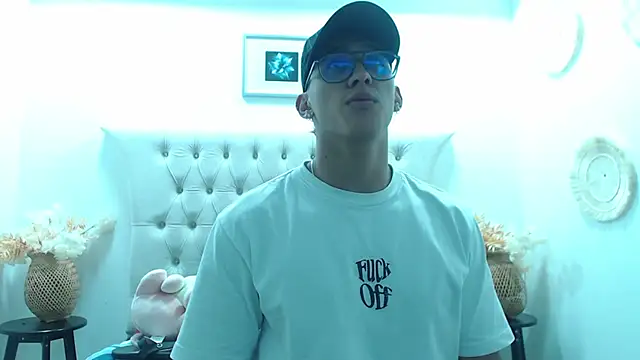 SalvadorFit online show from 4, 12, 2025