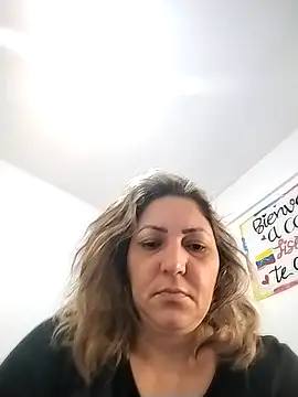 Lunita86 online show from 2, 12, 2025