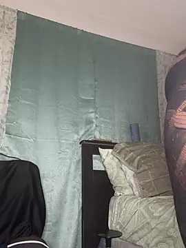 Snapshot of foreigntitts_ chatting on 24, 2, 2026 foreigntitts online show from 24, 2, 2026