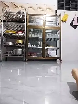 SuriBaby18 online show from 15, 10, 2025
