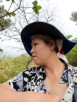 callistra online show from 6, 4, 2026