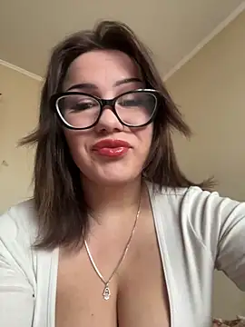 DeliceMaya online show from 30, 9, 2025