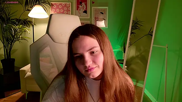 Evii Stich online show from 28, 9, 2025