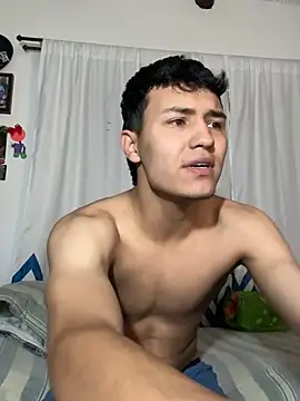 Snapshot of El_awo_ chatting on 19, 6, 2026 El awo online show from 19, 6, 2026