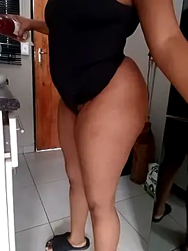 FeminineLady online show from 17, 2, 2026