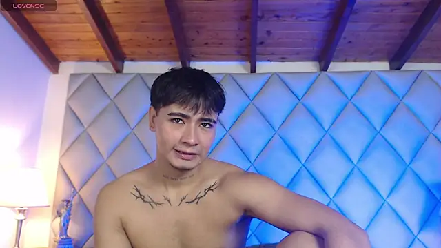 Clement Reyes online show from 9, 11, 2025