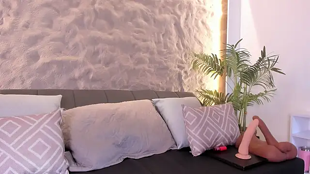 Snapshot of Naomy_gyal chatting on 26, 2, 2026 Naomy gyal online show from 26, 2, 2026