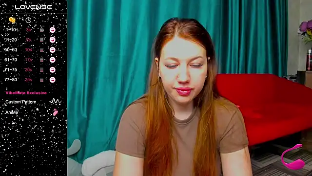Snapshot of LillyLover_ chatting on 4, 10, 2025 LillyLover online show from 4, 10, 2025