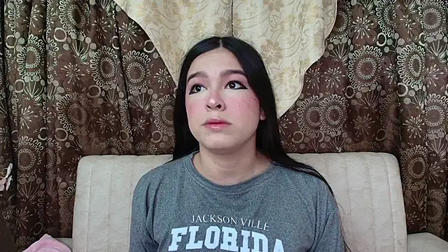 Snapshot of Dulcee_1 chatting on 16, 10, 2025 Dulcee 1 online show from 16, 10, 2025