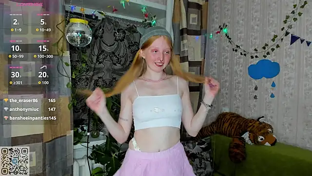 Snapshot of RitaSweety18 chatting on 24, 9, 2025 RitaSweety18 online show from 24, 9, 2025