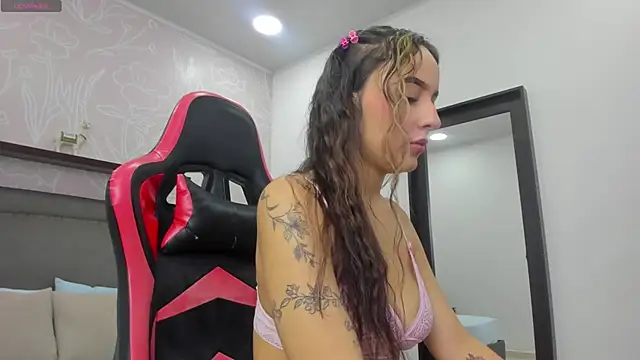 charlotte rousee online show from 27, 9, 2025