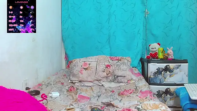 Sofia-bigass online show from 4, 12, 2025