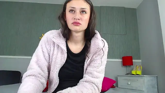 Emily Swiftt online show from 20, 12, 2025