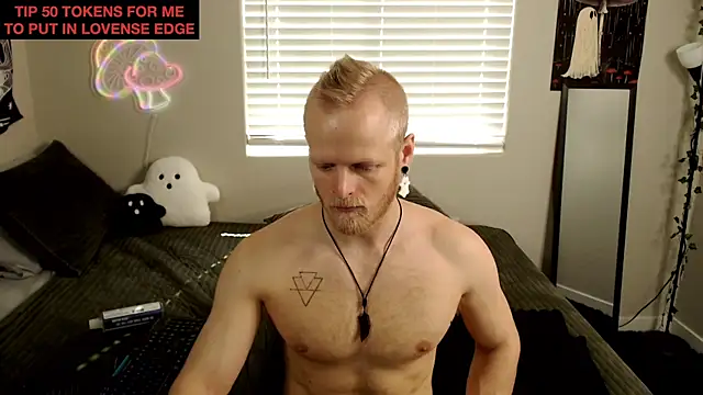 Snapshot of randyroderick chatting on 10, 10, 2025 randyroderick online show from 10, 10, 2025