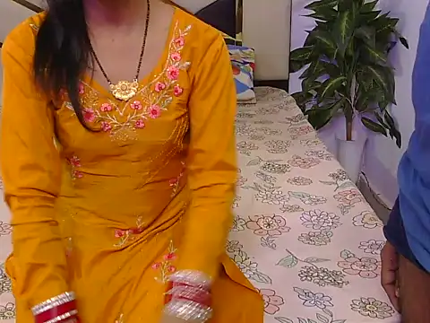 Lovelyy-couple online show from 11, 11, 2025