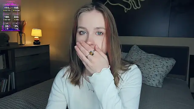 MaliaBourraine online show from 13, 10, 2025