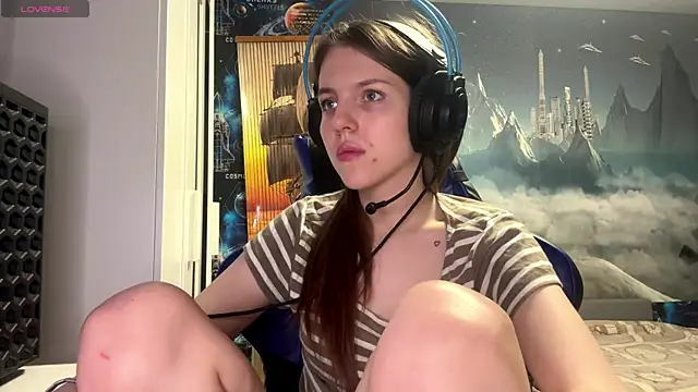 Elira Breeze online show from 23, 2, 2026