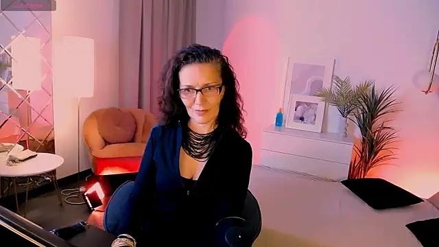 Irene Marlow online show from 22, 9, 2025