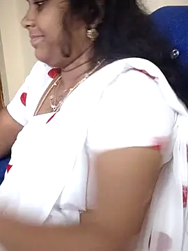 sweetqueen143 online show from 22, 11, 2025