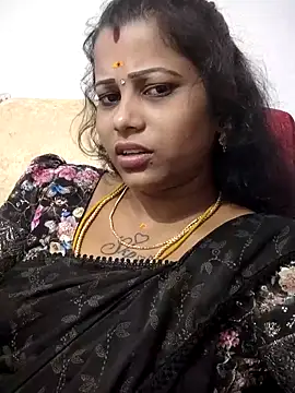 Snapshot of sweetqueen143 chatting on 20, 4, 2026 sweetqueen143 online show from 20, 4, 2026