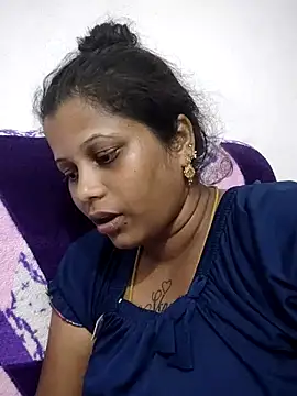 Snapshot of sweetqueen143 chatting on 2, 5, 2026 sweetqueen143 online show from 2, 5, 2026