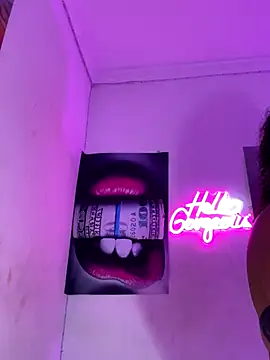 becca wilsson online show from 25, 11, 2025