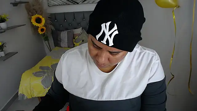 hotlesby valery online show from 16, 10, 2025