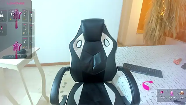 Snapshot of ZOE_ROSE4 chatting on 20, 9, 2025 ZOE ROSE4 online show from 20, 9, 2025