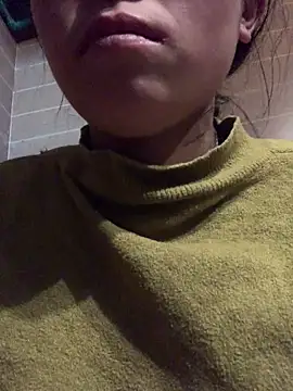 Halyy xx online show from 21, 2, 2026