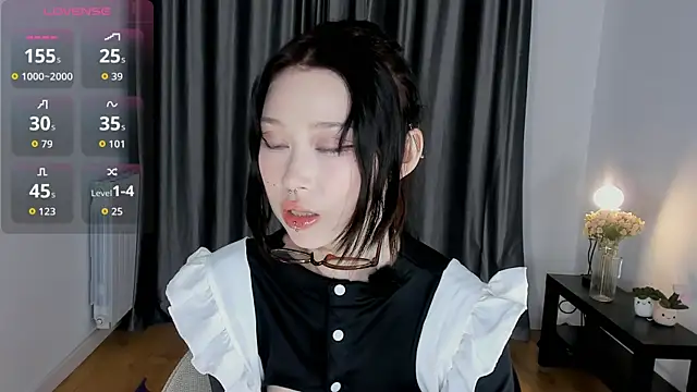 Snapshot of Hafu_yui chatting on 5, 11, 2025 Hafu yui online show from 5, 11, 2025