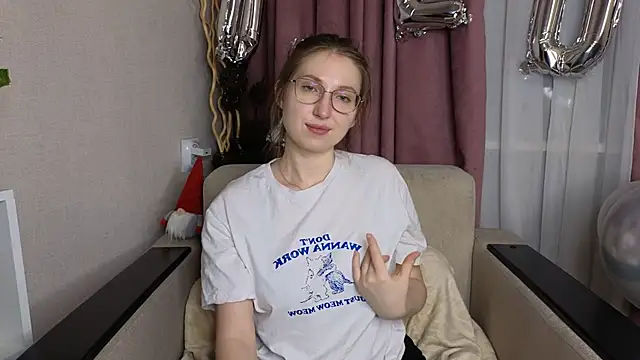 Snapshot of DaliaRadtke chatting on 1, 3, 2026 DaliaRadtke online show from 1, 3, 2026